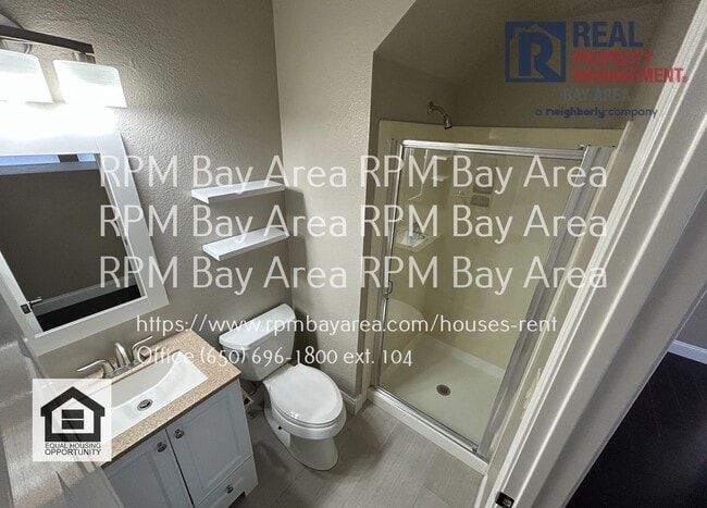 Building Photo - 250 Biarritz Ct