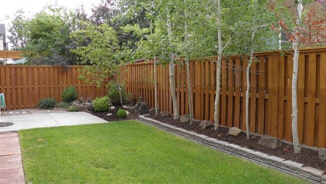 Building Photo - 2867 NE Sedalia Loop