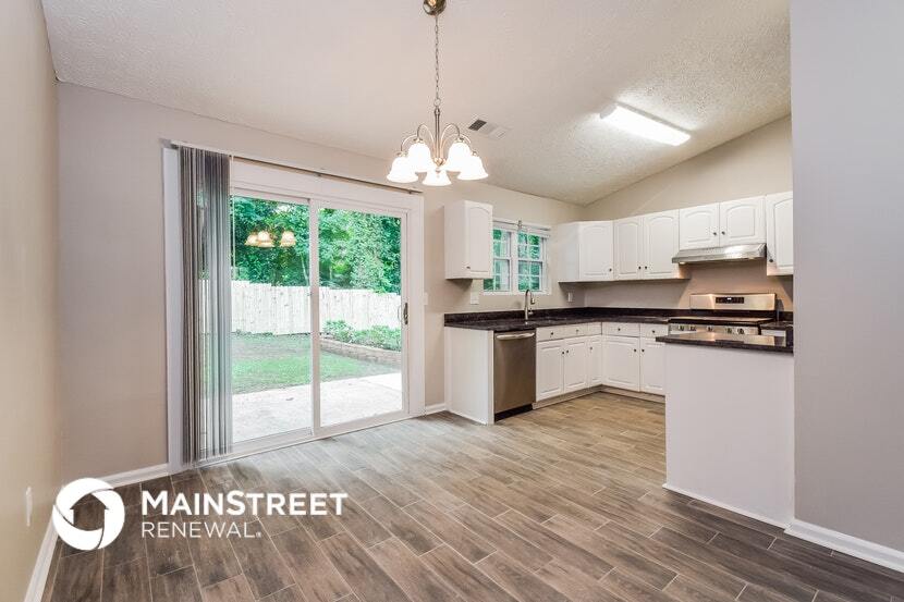 Building Photo - 5097 Martins Crossing Rd