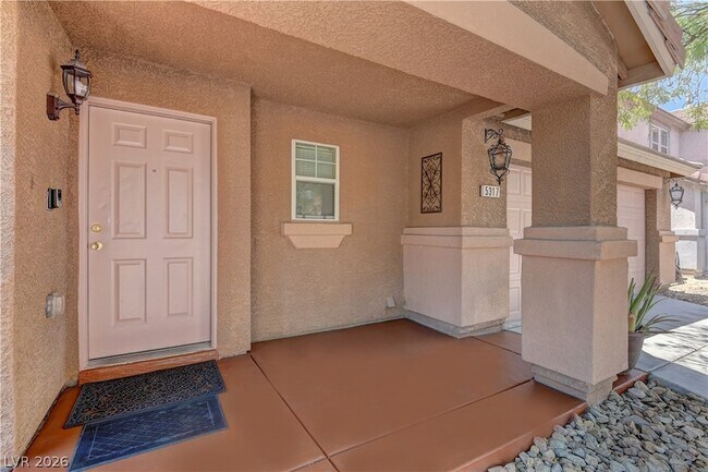 Building Photo - 5317 La Quinta Hills St