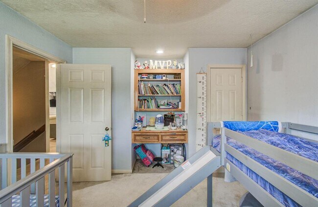 Building Photo - 18307 Forest Elms Dr