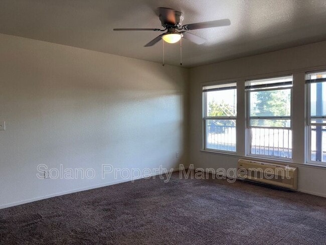 Building Photo - 712 Jackson St