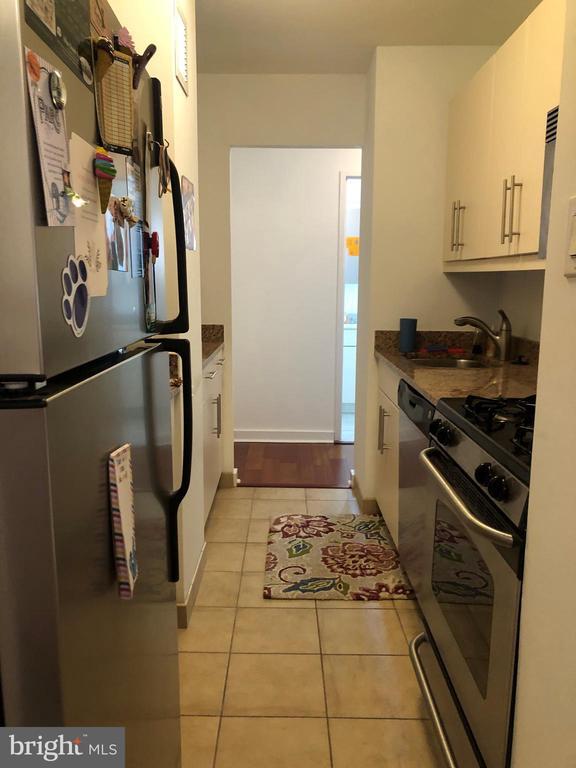 Building Photo - 219 S 18th St