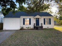 Building Photo - 3 Bed, 1 Bath, 2 Car Garage on Corner Lot in Midtown