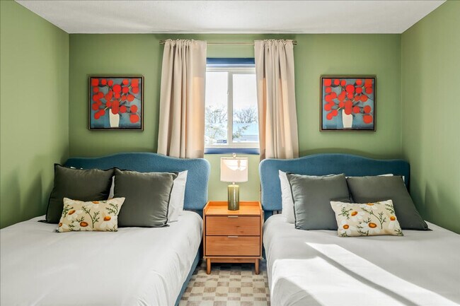 Building Photo - 157 Seminole Trail