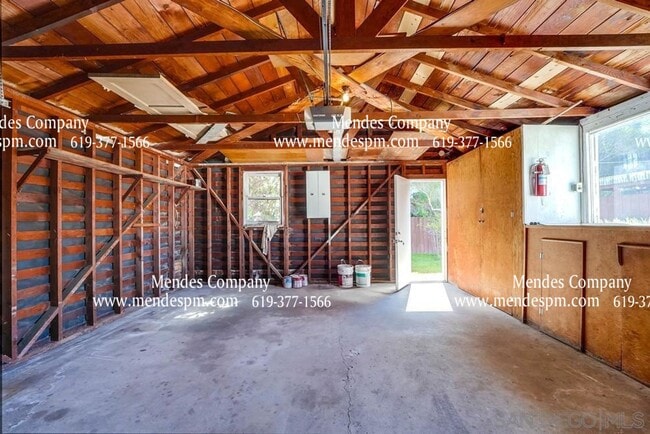 Building Photo - 3044 Hugo St