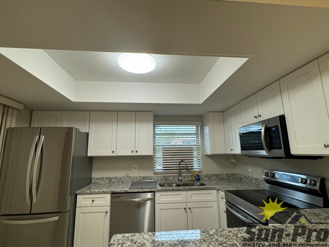 Building Photo - 116 Moonstone Ct