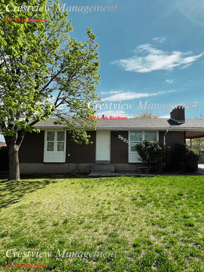 Building Photo - Charming 4-Bedroom Home in West Valley City – Spacious & Convenient Location- 1st month's rent Free!
