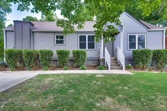 Building Photo - Awesome 3BE/2BA home in sought after East Nashville/Inglewood!!