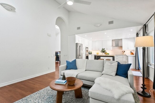 Building Photo - 27242 Cordero Ln