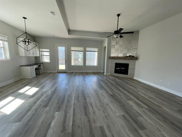 Building Photo - 1813 Terrace Way