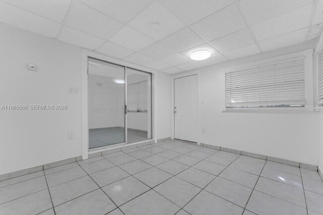 Building Photo - 5831 Taylor St