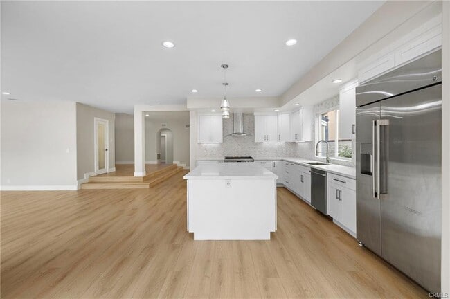 Building Photo - 1 Weymouth Ct