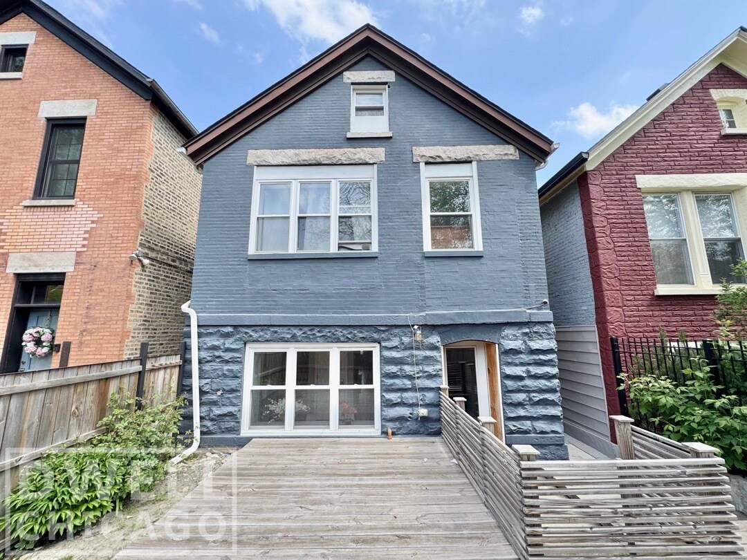 Building Photo - 2550 W Thomas St