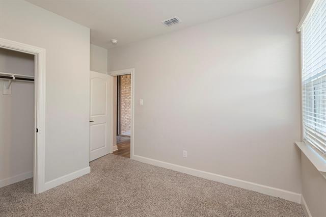 Building Photo - 805 Jackel Dr