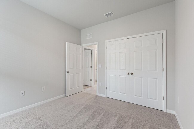 Building Photo - Deposit-Free! Modern, energy efficient hom...