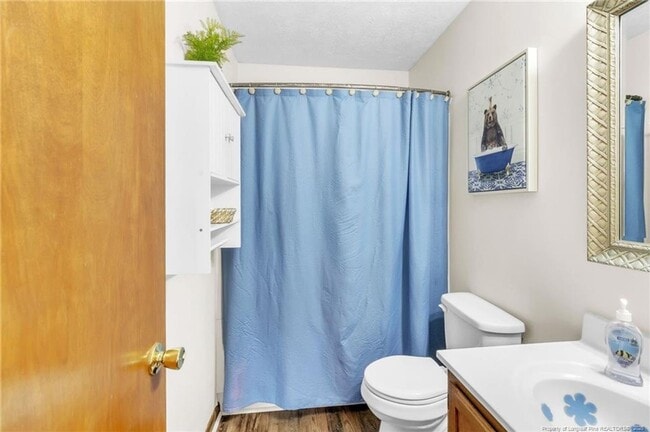 Building Photo - 2 Bedrooms 2.5 Bathrooms Townhouse