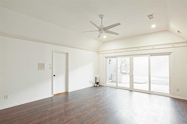 Building Photo - 3217 Squireswood Dr