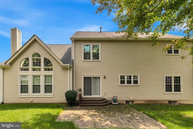 Building Photo - 13072 Autumn Willow Dr