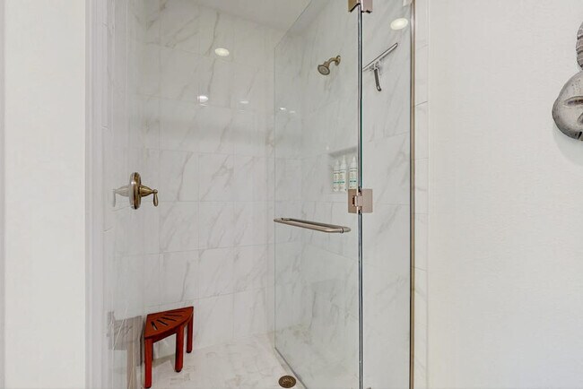 Building Photo - 383 Aruba Cir