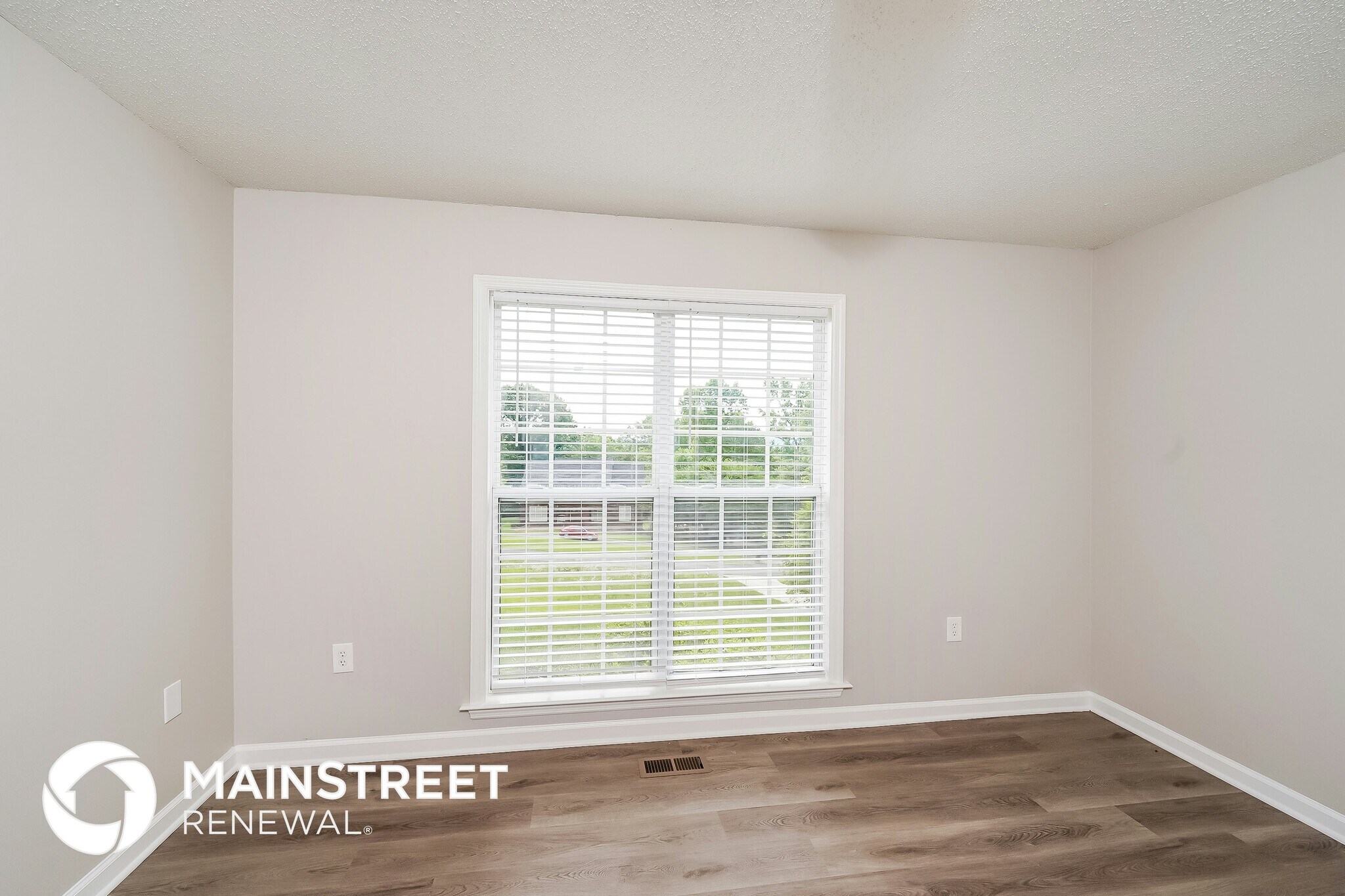 Building Photo - 425 Anderson Mountain Dr