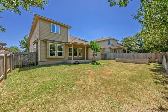 Building Photo - 608 Royal Burgess Dr