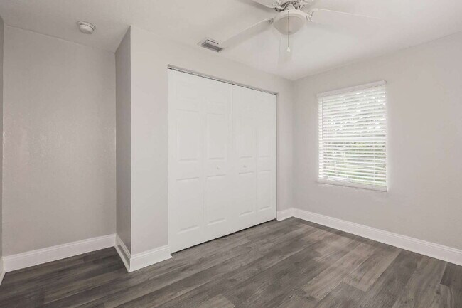 Building Photo - 1770 17th St S