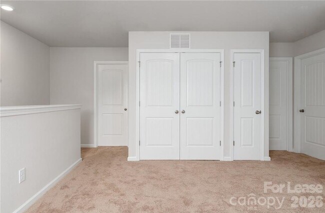 Building Photo - 4619 Hazelburn Dr