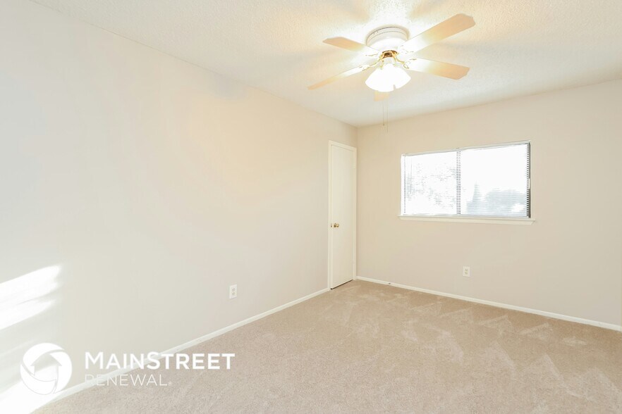 Building Photo - 13406 Forum Rd