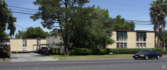 Building Photo - Sun Ridge Apartments