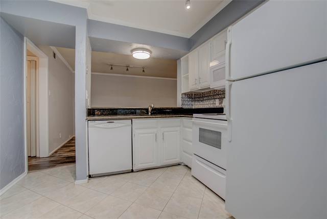 Building Photo - 5200 Martel Ave