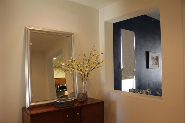 Building Photo - 84136 Olona Ct