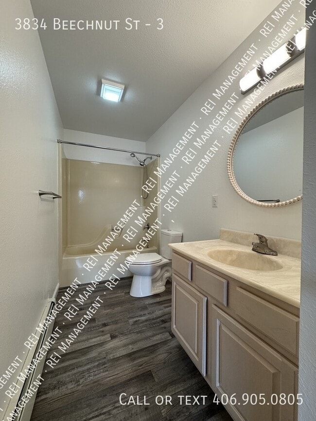 Building Photo - 3834 Beechnut St