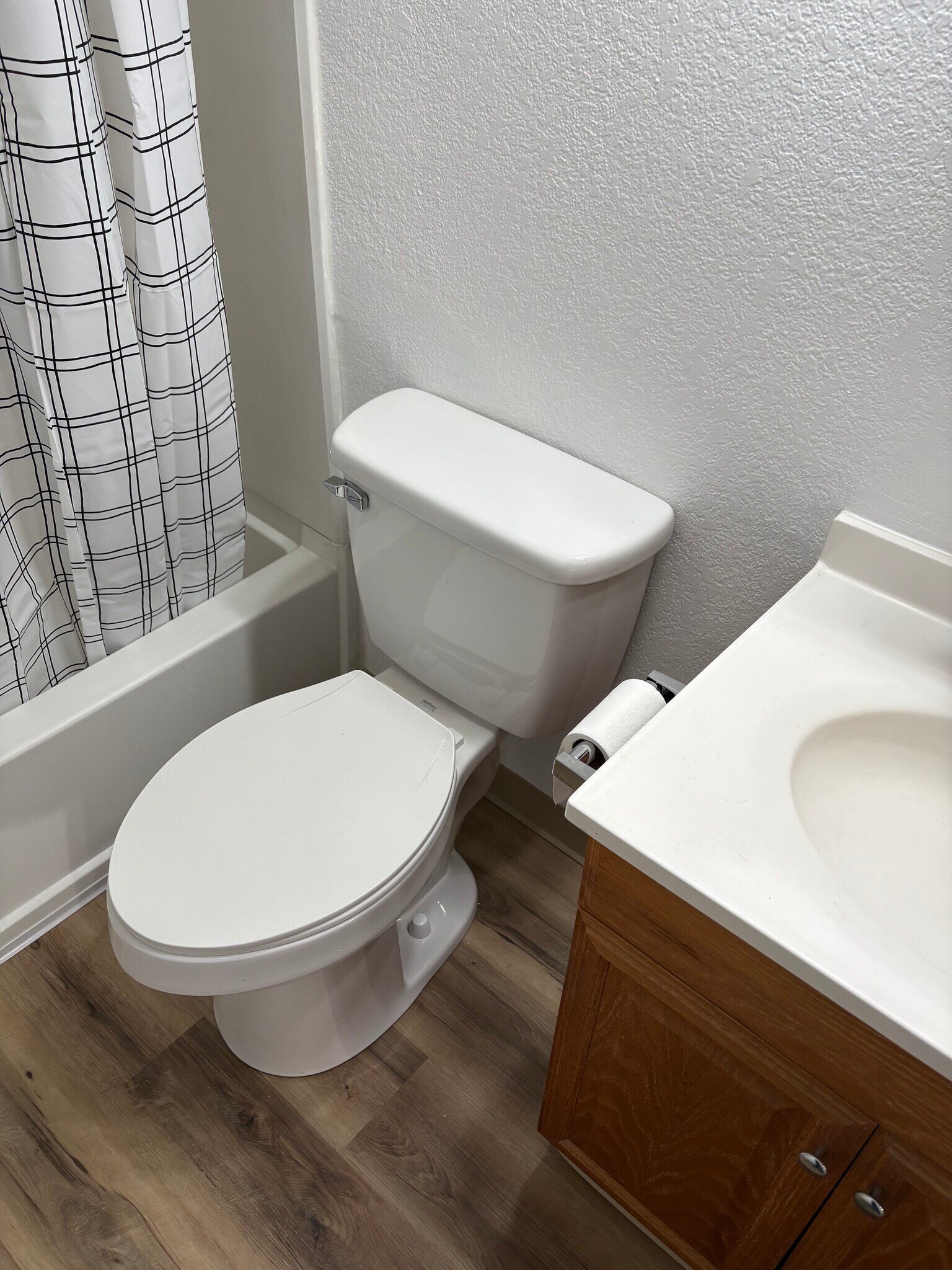 Building Photo - 301 W Abriendo Ave