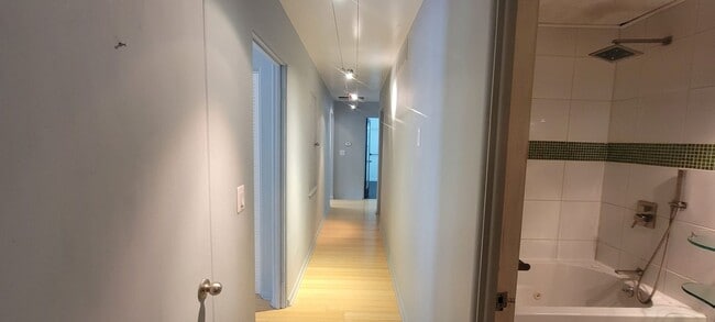 Building Photo - 4 bedrooms 3 baths beautiful house