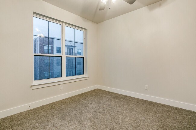 Building Photo - 3147 Forest Park Blvd