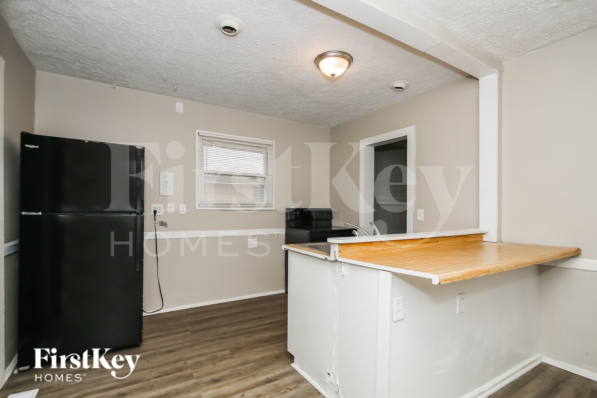 Building Photo - 4742 Normal Ave