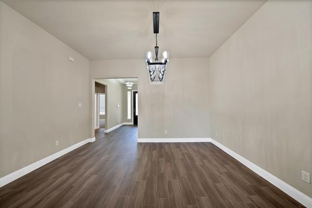 Building Photo - 2003 Oleander St