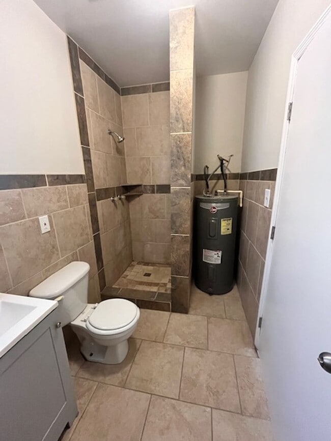 Building Photo - Beautiful 4 Bed, 2 Bath Brick Home Near Robins Air Force Base!