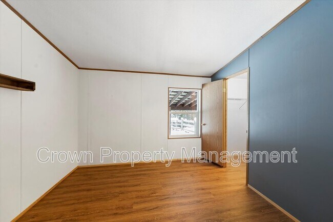 Building Photo - 2520 E Edgewood Dr