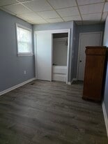 Building Photo - 1172 Townsend Ave