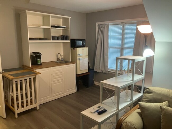 Building Photo - Student Loft Near USCB – Fully Furnished w...