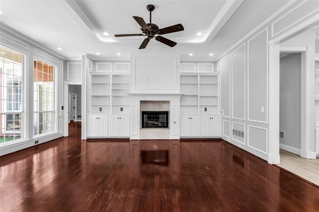 Building Photo - 4404 Hollow Oak Dr