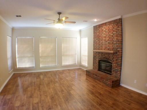 Building Photo - 2310 Crest Park Dr