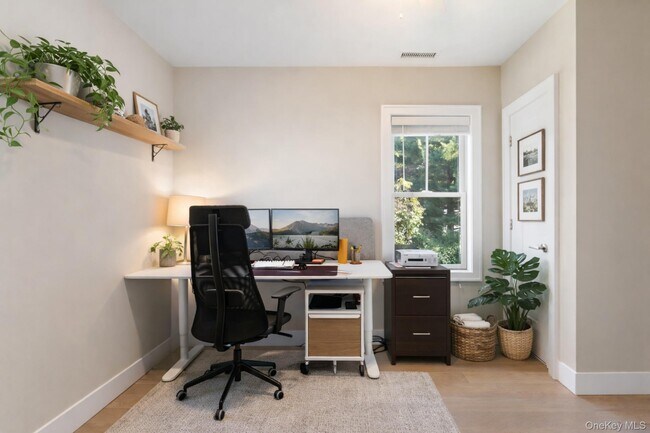 Building Photo - 22 E Clinton Ave