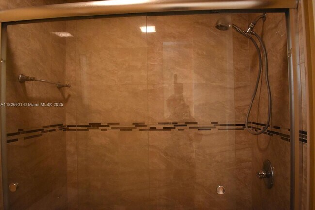 Building Photo - 4459 Carambola Cir S