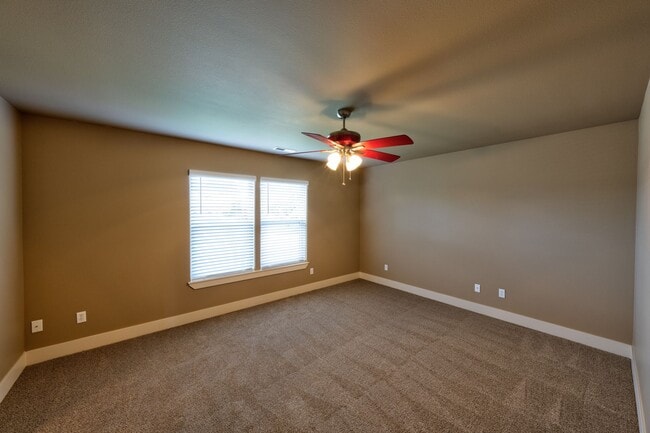 Building Photo - 61167 Cone Flower St