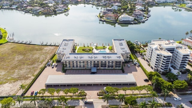 Building Photo - 3200 Gulf Shore Blvd N