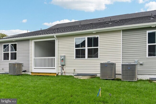 Building Photo - 9005 Owensby Dr