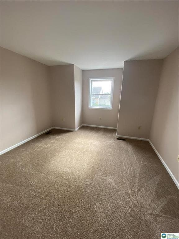 Building Photo - 207 Stephanie Dr